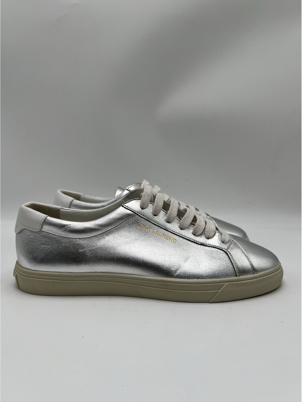 Women’s Saint Laurent Andy low-top sneakers in metallic silver Leather Size 37